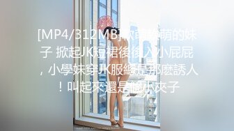 澡堂子内部员工偷拍多位高颜值美女洗澡换衣服 (3)